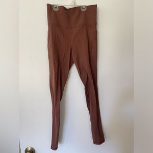 Athleta salutation leggings